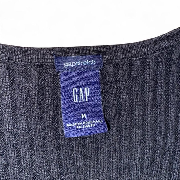 2005 GAP black cotton ribbed long sleeve top with button up detail - Picture 3 of 7